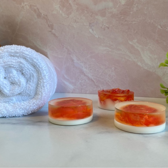 3 Bars Small Rose Round Soaps, Handmade ( PRICE IS FIRM ) - Picture 7 of 8